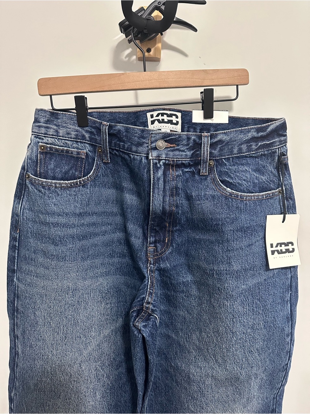 High-Rise Wide Leg Blue Denim Jeans for Women - Picture 4 of 10